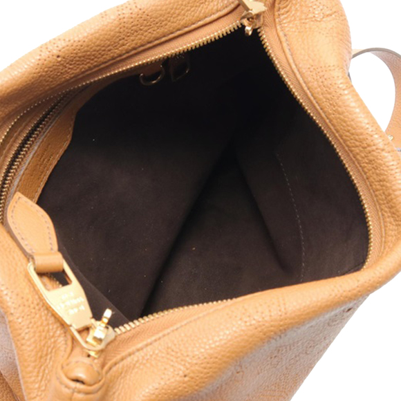 Pre-Loved Louis Vuitton Monogram Mahina Selene PM - Picture 3 of 6